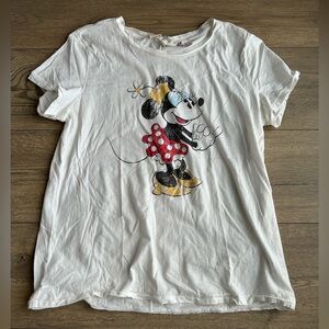 Disney White and Red Minnie Mouse Tee